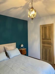 Giường trong phòng chung tại La Maison de Luna