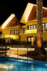 Basen w obiekcie Villa Carmen by Basquelidays lub w pobliżu