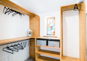 Φωτογραφία από το άλμπουμ του Comfortable Two-Bedroom House - Garden, Free Parking, Fast Wi-Fi, Great for Business & Relocation By AV Hughes Properties στο Νορθάμπτον