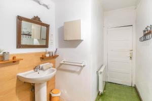 Koupelna v ubytování Casa rural Arotzenia, hogar rústico en pleno valle de la Ulzama