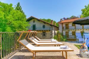 Zahrada ubytování Casa rural Arotzenia, hogar rústico en pleno valle de la Ulzama