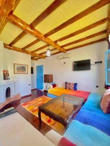 Postel nebo postele na pokoji v ubytování Hotel L'Arganier d'Ammelne + 37 fotografií