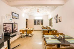 TV a/nebo společenská místnost v ubytování Vihar Holiday Resorts