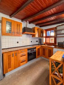 Η κουζίνα ή μικρή κουζίνα στο Alojamiento La HiguerAzul Gran Canaria