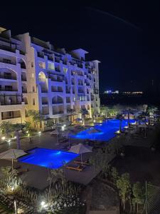 The swimming pool at or close to AlDau Heights Apartments