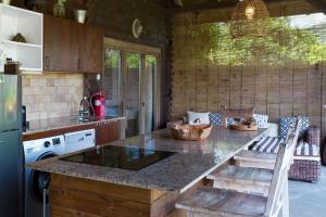 Imagem da galeria de La Pointe Beach Huts em Praslin
