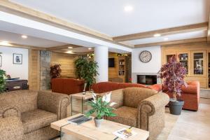 Posezení v ubytování CGH Résidence Boutique Le Lodge des Neiges
