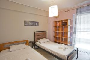 Postel nebo postele na pokoji v ubytování Seaside Spacious 2 BR, 2BA, Sea view Apt