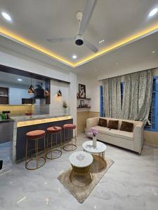 Гостиная зона в Zanskar in Jorhat