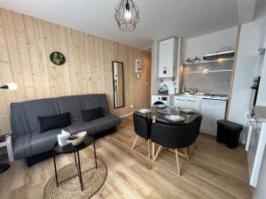 Una cocina o cocineta en Allium, Appt entièrement rénové avec parking