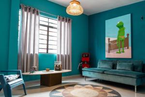 Posezení v ubytování Loft in the heart of laureles