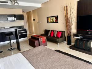 Gallery image of CONDOMINIOS de la BAHIA - Apart Departamento - BAHIA GRANDE - NORDELTA - Piscina con arancel - Parking in Tigre