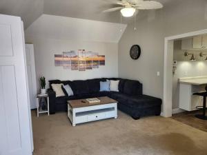 Gallery image of Sandusky Boathouse with view of Cedar Point in Sandusky