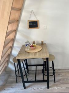 Gambar di galeri bagi Appartements Avesnes sur Helpe Cosy T2 di Avesnes-sur-Helpe