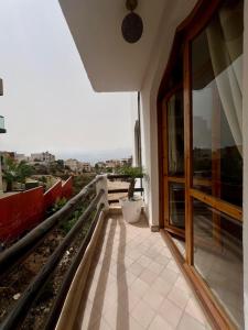 Balkón nebo terasa v ubytování MAKTUB SURF HOUSE