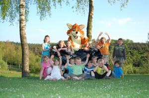 Anak-anak yang menginap di Ardennen Camping Bertrix