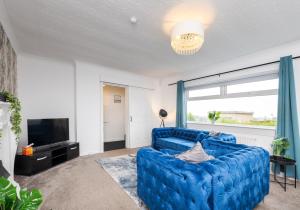 TV/trung tâm giải trí tại Mossneuk House by Klass Living Coatbridge