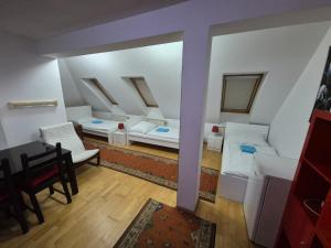 Postel nebo postele na pokoji v ubytování Vienna Rooms Nr 14