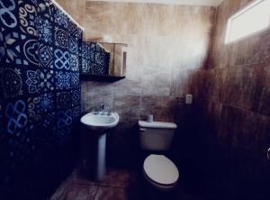 Et badeværelse på DEPTOSVM Complejo