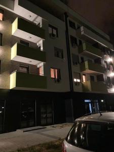Budova, kde se apartmán nachází + 29 fotografií