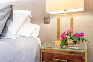A bed or beds in a room at Vivendos - TR17 - Roca Chica