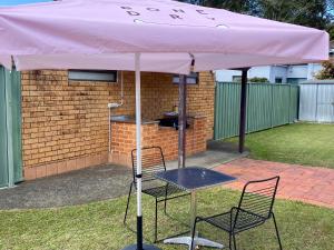 Patio nebo venkovní prostory v ubytování Macquarie Barracks Motor Inn