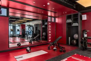 The fitness centre and/or fitness facilities at Radisson RED Danang