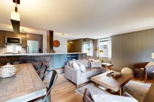 Dapur atau dapur kecil di Sun Valley Serenity