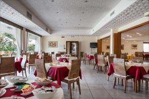 TV a/nebo společenská místnost v ubytování Hotel HR