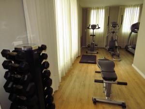 Fitness centrum a/nebo fitness zařízení v ubytování Smart Hotel Montevideo
