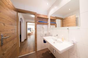 Koupelna v ubytování Gästehaus Falkner Ignaz + 37 fotografií