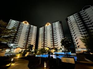Bassein majutusasutuses Royal Oceancrest Mactan - Resort type Condominium Unit 0215B või selle lähedal