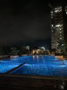 Bassein majutusasutuses Royal Oceancrest Mactan - Resort type Condominium Unit 0215B või selle lähedal