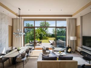 Posezení v ubytování Four Seasons Hotel Suzhou