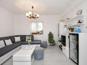 Kuchyň nebo kuchyňský kout v ubytování Apartment Villa DD - Four Bedroom Apartment With Terrace Sea View ST + 21 fotografií