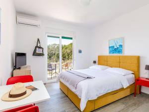 เตียงในห้องที่ Apartments Villa Lukas - ''No 7'' Studio Apartment with Balcony and Sea View +33 ภาพ