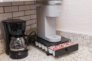 Φωτογραφία από το άλμπουμ του Walk to ATT-Free Parking-Min to attractions-Modern στο Άρλινγκτον