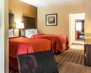 Afbeelding uit fotogalerij van Quality Suites Convention Center - Hickory in Hickory