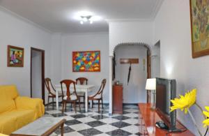 Posedenie v ubytovaní Apartamento Plaza la Fuente
