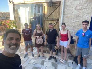 Fotografia z galérie ubytovania Apo Petra v destinácii Agia Marina Aegina