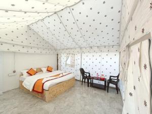 Aroma Desert Safari Camp客房内的一张或多张床位