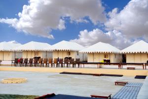 山姆Aroma Desert Safari Camp的相册照片