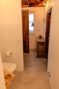 Ένα μπάνιο στο La Paredita Casa Guimar