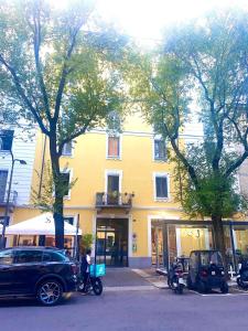 Το κτήριο όπου στεγάζεται  το διαμέρισμα