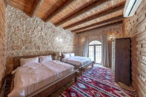 Postel nebo postele na pokoji v ubytování Golden Heights Resort + 100 fotografií