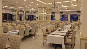 A seating area at Cam Thermal Resort Hotel & Spa