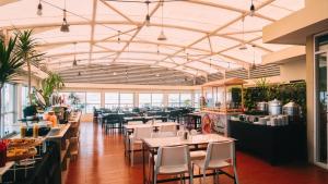 Restaurace v ubytování Tebu Hotel Bandung