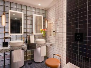 Pullman Singapore Orchard的一间浴室