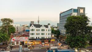 Nespecifikovaný výhled na destinaci Jakarta nebo výhled na město při pohledu z hotelu