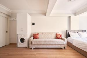 Khu vực ghế ngồi tại aymira hotel pangaltı